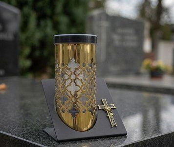 Лампадка на солнечной батарее &laquo;Крест&raquo; золотая металлическая из нержавеющей стали, 24 см 1243 фото
